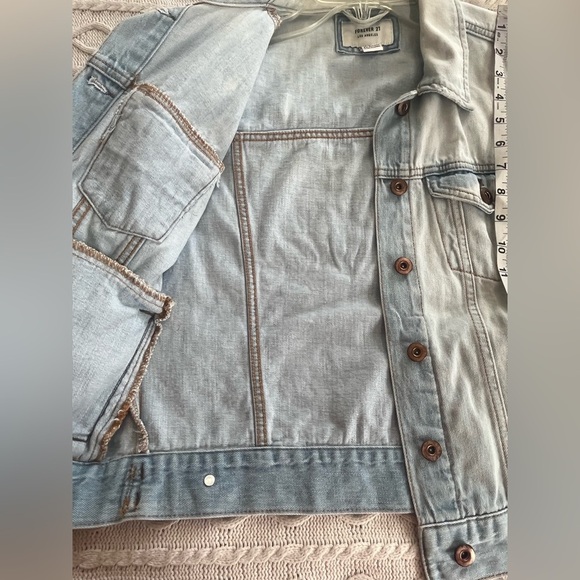 Forever 21 Light Blue Wash Denim Jacket Women’s Size Small - Picture 8 of 12